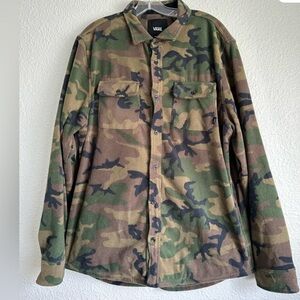 Vans - Camo Button Down Fleece - Classic Fit - Medium